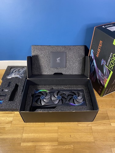 Aorus geforce rtx 5090 - rtx,
